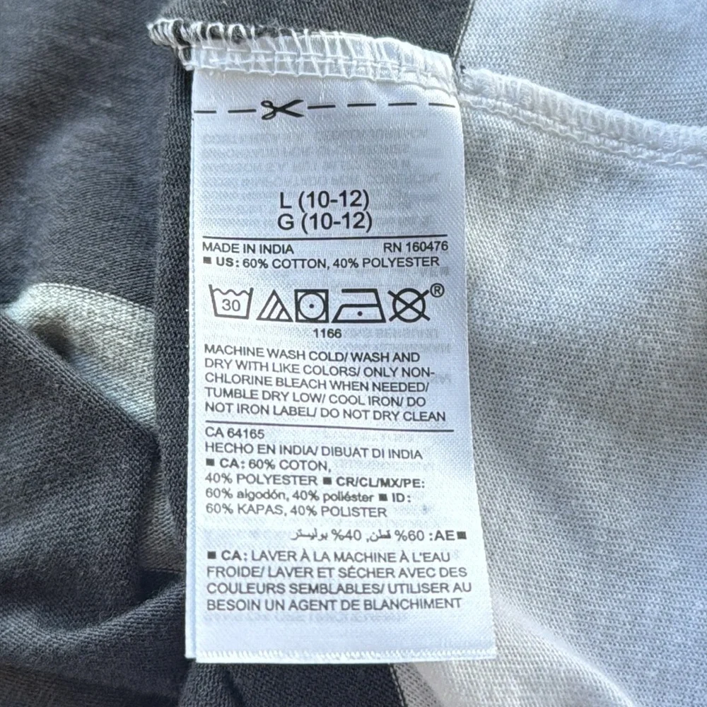 Old Navy boys black gray stripe long sleeve cotton tee size large